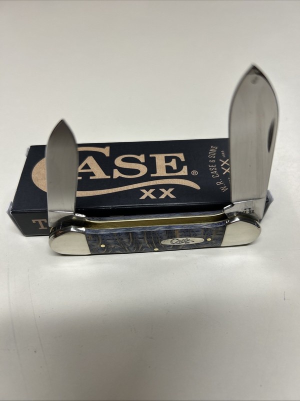 CASE XX #47496 BLUE CURLY OAK WOOD SMOOTH CANOE SS