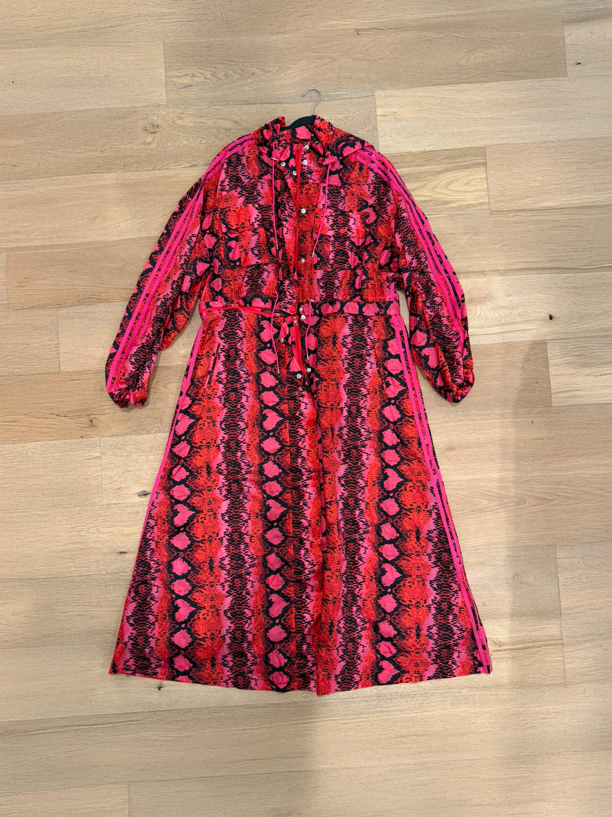 Seller photo, eBay