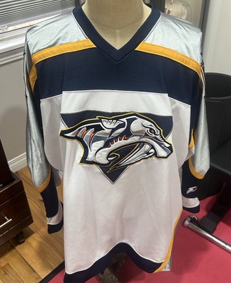 Vintage 90s Starter NHL Nashville Predators Embroidered Hockey