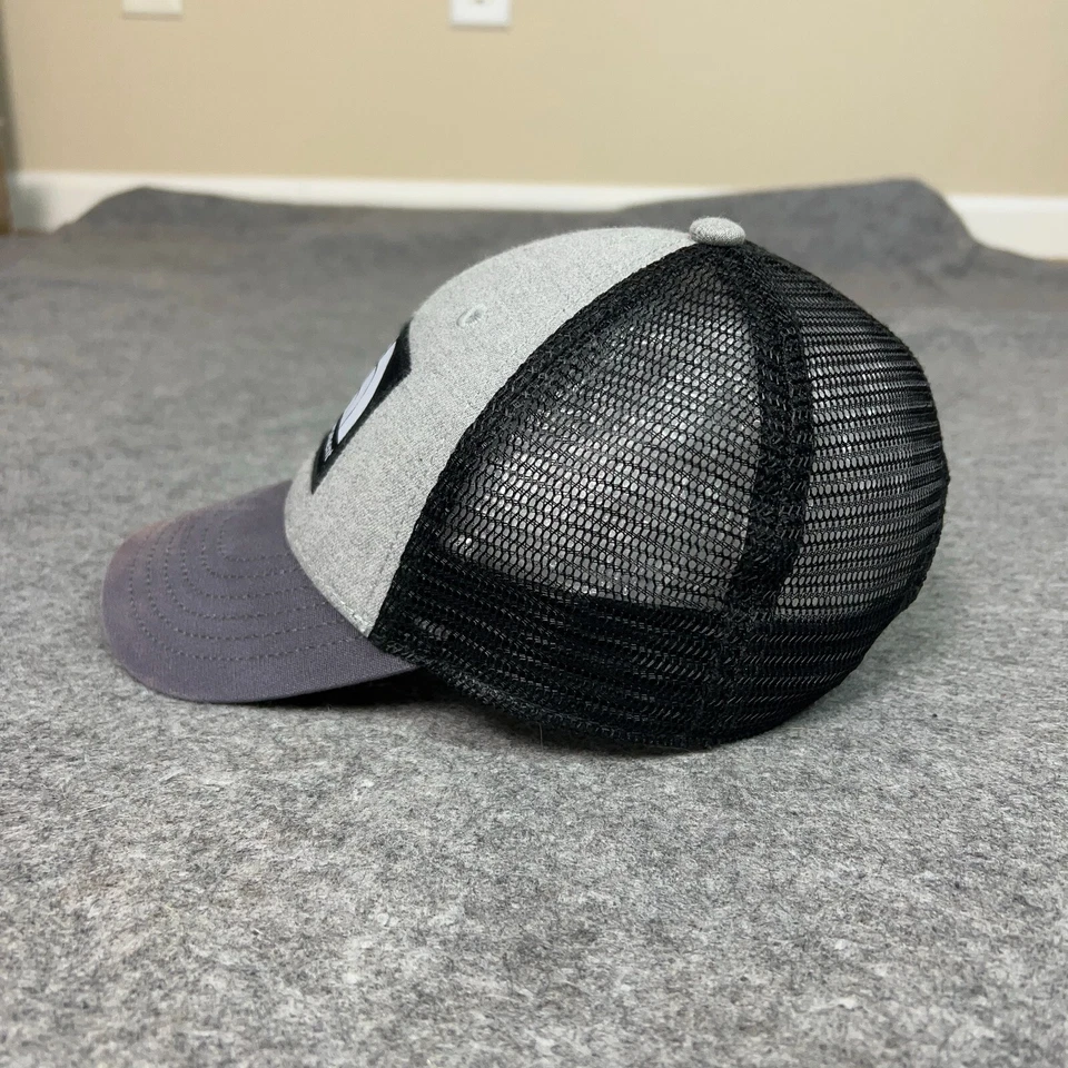 North Face Mens Hat Snapback Gray Black Trucker Hiking Outdoor Gorp Cap Logo - Image 4 of 4