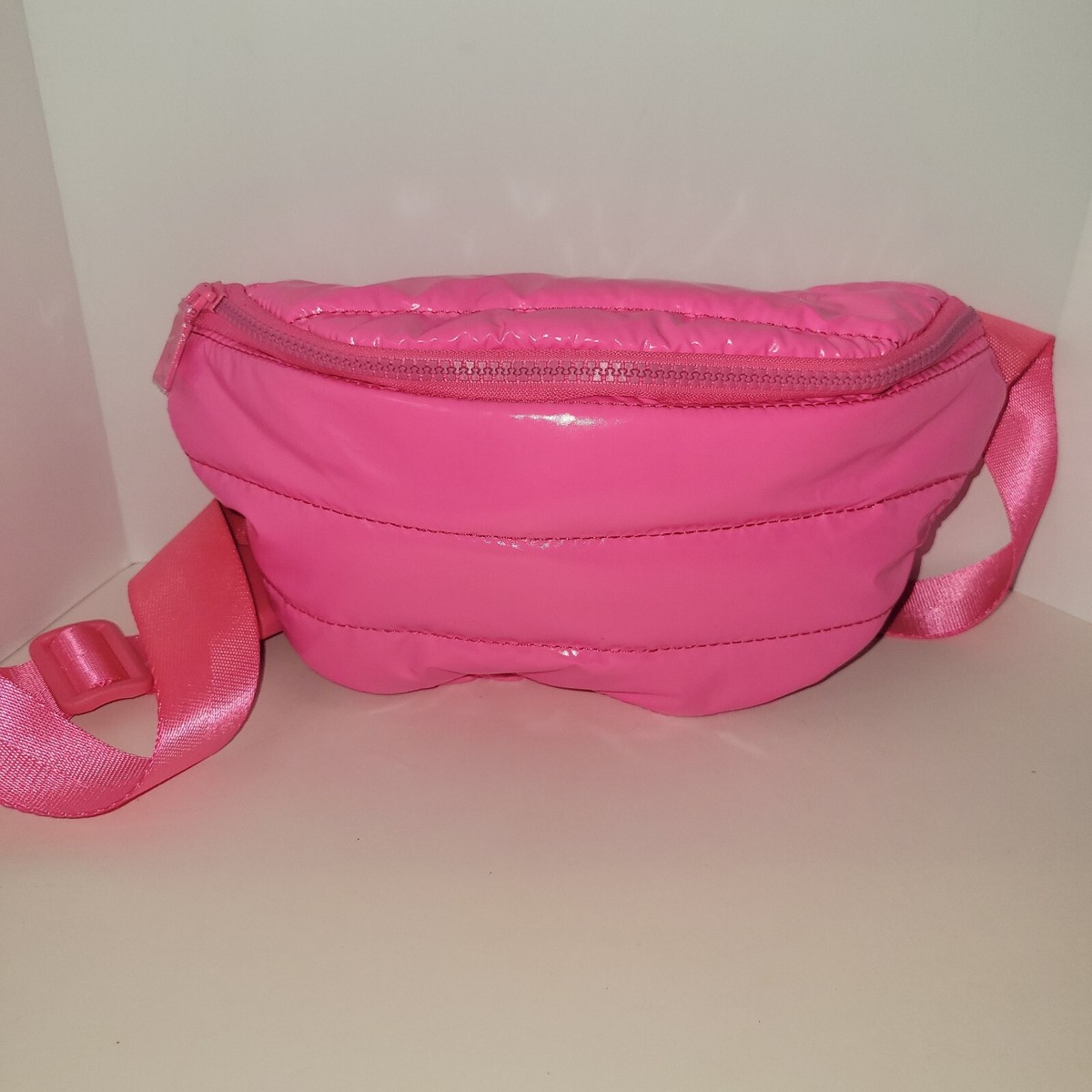 New With Defect AHDORNED New York Hot Pink Puffer Belt Bag