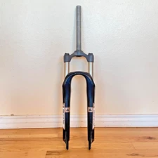 RST Gila Pro Suspension Fork 1-1/8in 26 in Threadless Disc K2 9.5" Disc