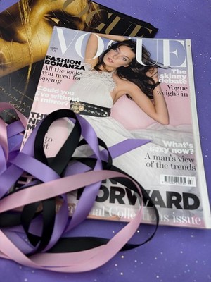 VOGUE MAGAZINE 2007 MARCH & extra wrap around coverFREE GIFT WRAP Fast Dispatch 