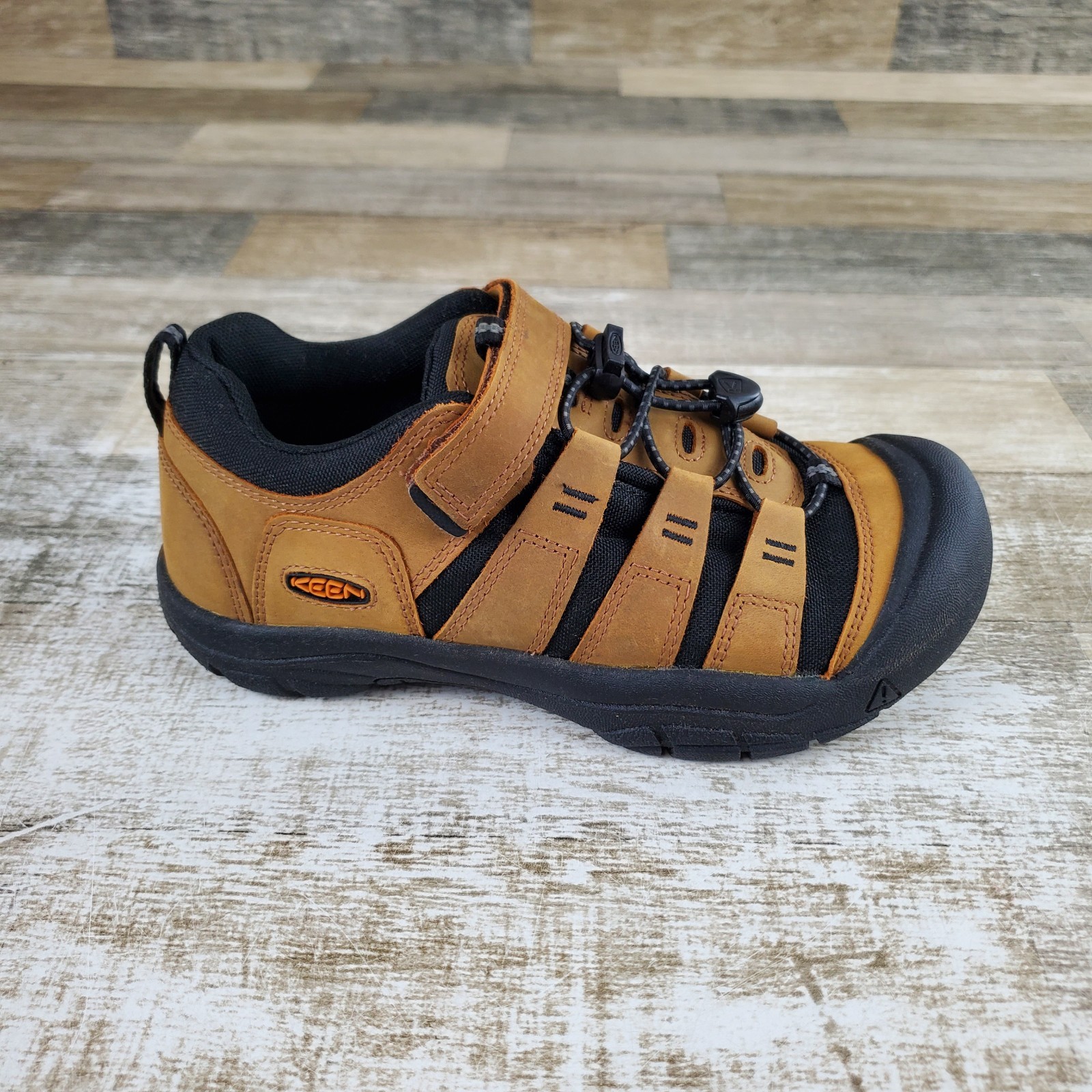 Sandali Keen Newport giovanili taglia 3 bisonte pizzo lock elastico gancio e passante punta tonda