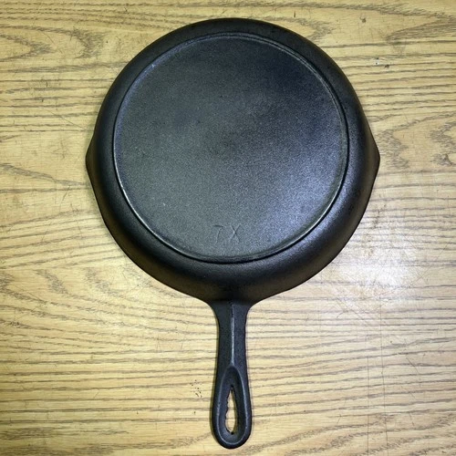 BSR Red Mountain No 7 X, 1930-40, Fully Restored Cast Iron Skillet