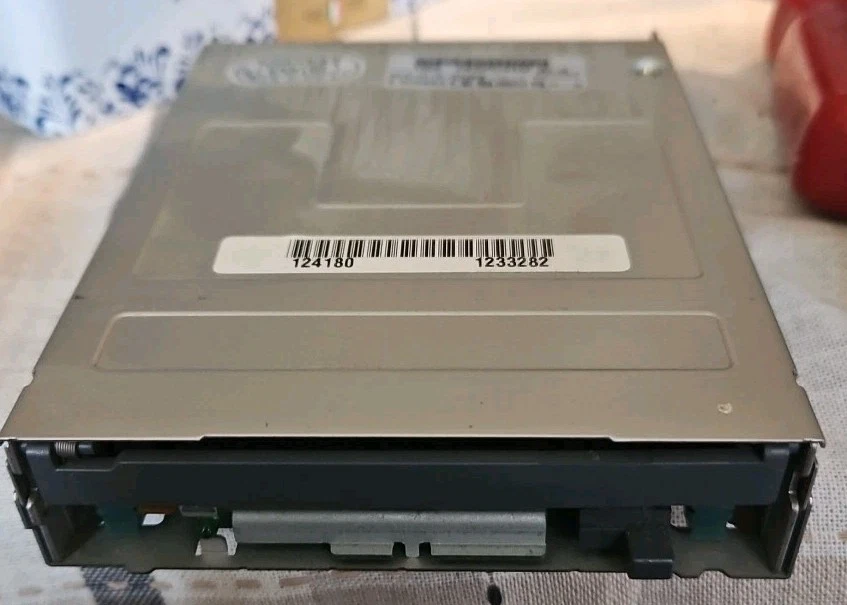 Samsung SFD-321B Rev. M2 FBM2 3.5" 1.44Mb Internal Floppy Drive HP PAVILION 700 - Image 2 of 4