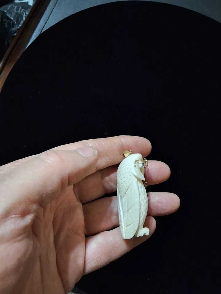 Colgante BÚHO SABIO TALLADO 14K de colección con gafas de oro de 14K en cadena / PIEDRA MORADA Foto 4 de 4