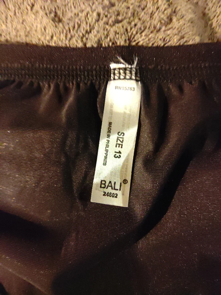 1 Pair Bali Size 13 Hi cut Panties w/tags  84% nylon 16% Spandex Black - Image 4 of 4