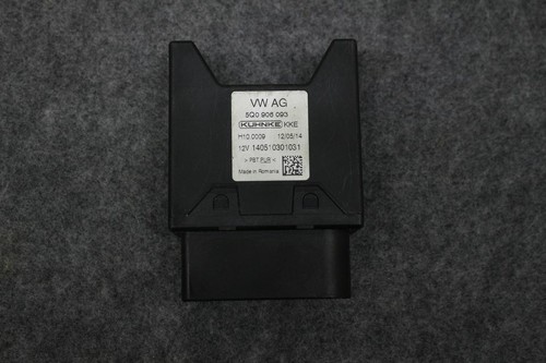 Org Audi A3 8V TT 8S Steuergerät Kraftstoffpumpe 5Q0906093 Golf 7 Passat 3G B8