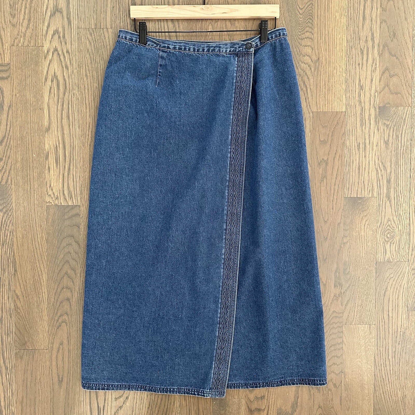 Vintage Talbots Embroidered Chambray Denim Wrap M… - image 1