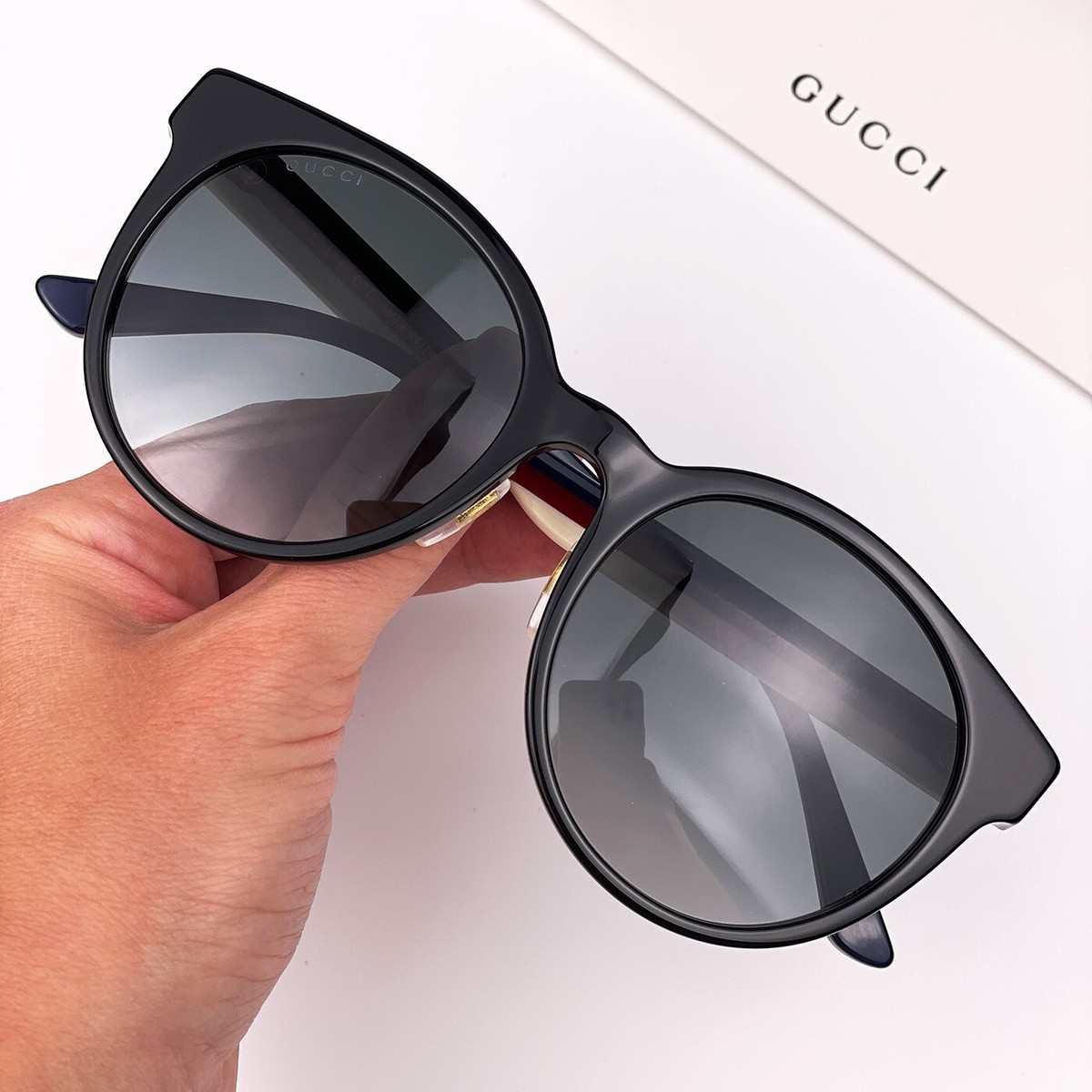 SALE! NEW Gucci GG0416SK LOGO 001 Black Grey Gradient Round Women Sunglasses Gucci Women Sunglasses Black Grey Gradient Round GG0416SK  main image 3