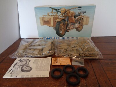 ESCI 7001 1/9 BMW R/75 MIT BEIWAGEN MODELLBAUSATZ