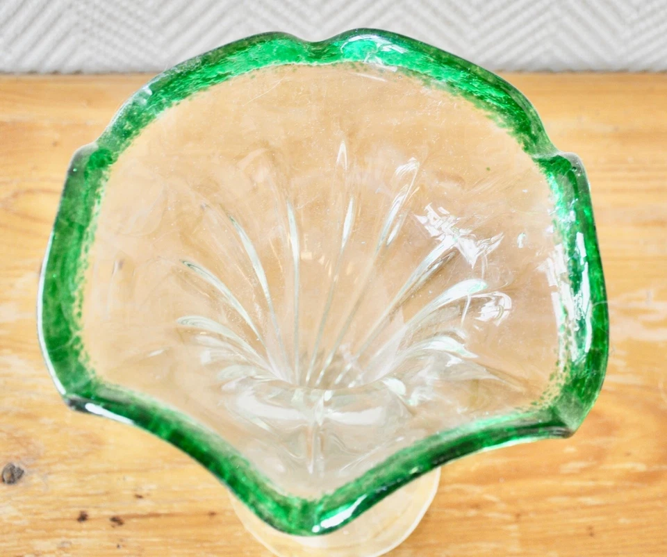 Mundgeblasene Glasvase in Form eines Eisbechers - Bild 4 von 4