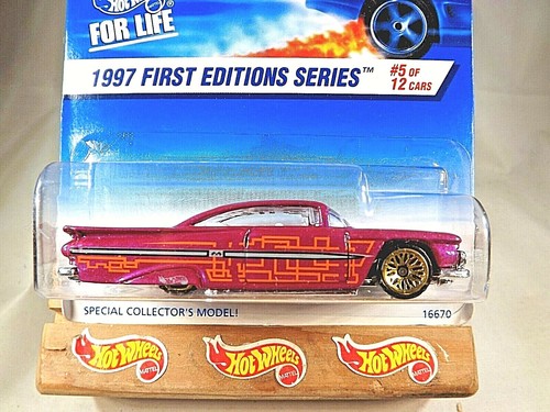 1997 Hot Wheels #517 First Editions 5/12 '59 CHEVY IMPALA Magenta w/Gold Lace - Picture 2 of 5