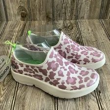 🔥 NEW Oofos Oomg Eezee Rose Leopard Slip On Comfort Walking Shoes Womens Size 5