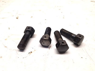 4 USED TRANS SPLINE SHAFT BEARING BOLTS FOR MCCORMICK-DEERING TRACTORS 10963D