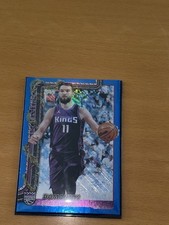2025-26 Topps Holiday Domantas Sabonis #H134 Sacramento Kings (sleeved)