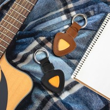 Guitar Pick Container Guitar Accessory Tool Pocket with Keychain for Guitar Pick