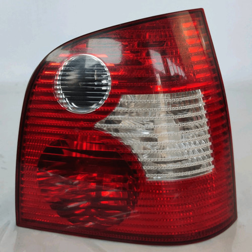 6Q6945096G Rücklicht. Rechts VOLKSWAGEN POLO (9N) 1.4 TDI (55Kw) Ber.
