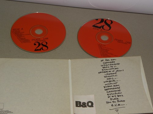 Pearl Jam 2000 Official Live Bootleg #28 Greensboro 8/6/00 Greensboro Coliseum - Picture 5 of 9