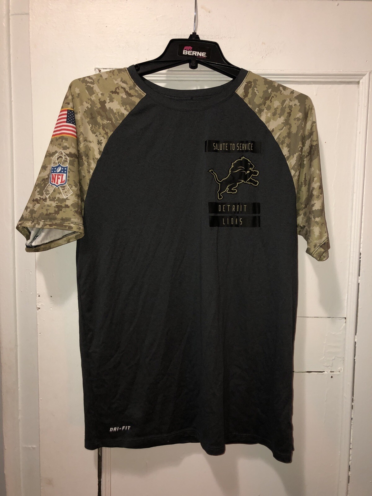 salute to service lions hoodie