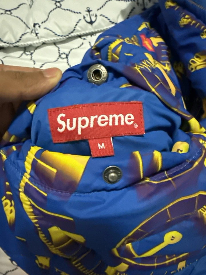Chaqueta hinchada reversible Supreme Watches Foto 4 de 4