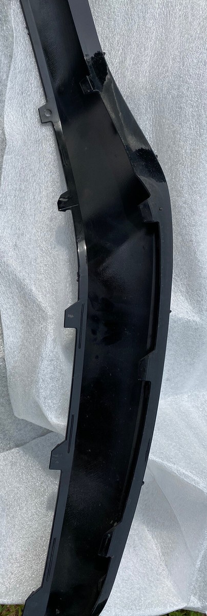 GENUINE M BENZ C CLASS 2015-20 FRONT BUMPER LOWER CARBON FIBER 
