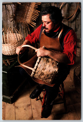 Old Sturbridge Village Beth's Market Basket Craft Kit main image 1