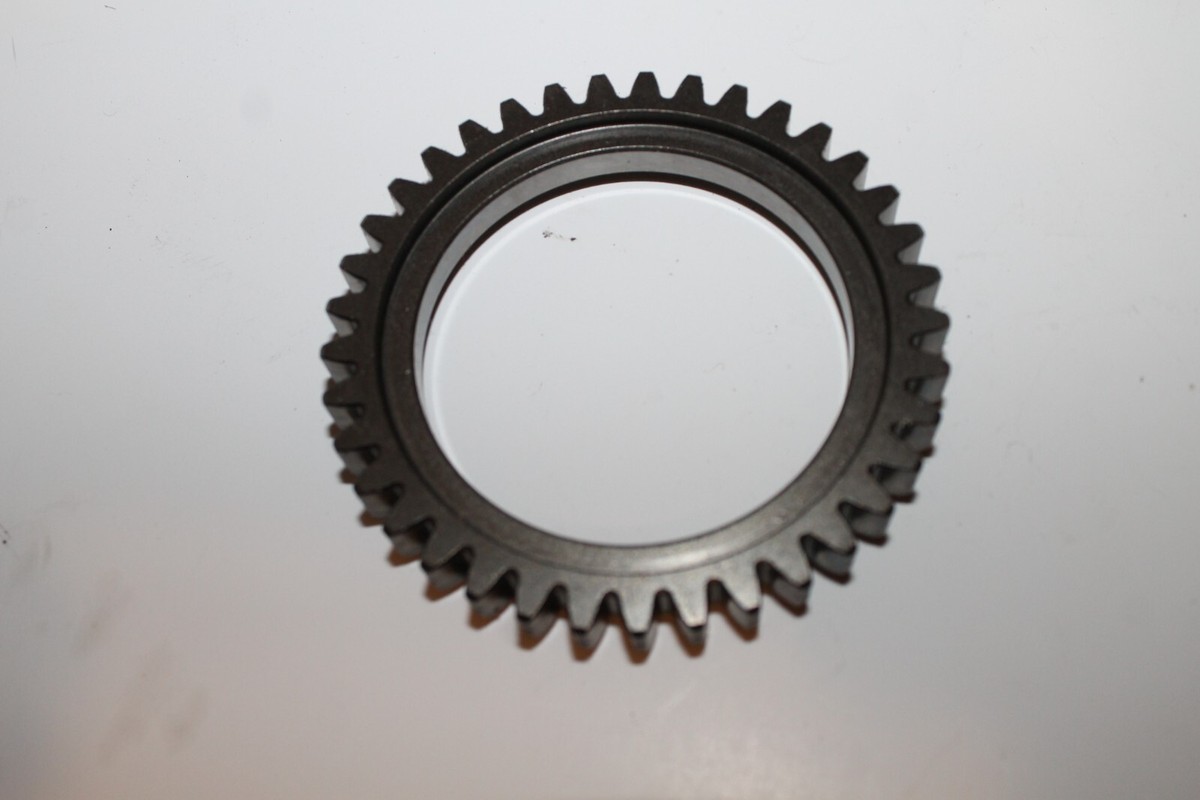 2002 - 2005 Kawasaki ZZR1200 ZX1200 Engine Oil Pump Gear 16085