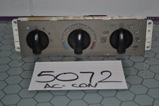 01 02 03 04 05 Ford Explorer AC and Heater Control Used Stock #5072-AC
