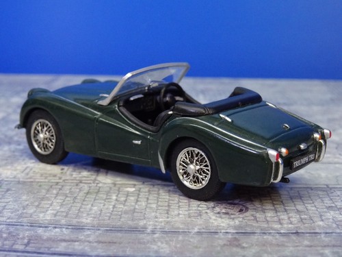 Del Prado 1:43 Triumph Subaru MB Alfa Audi BMW Renault VW Lamborghini VF 415-427 - Bild 16 von 79