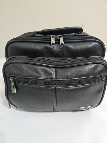 Audiovox AMC DV1680 Lettore DVD Portatile (6.8") con Custodia, Accordi, Telecomando ++ Funziona - Foto 13 di 13