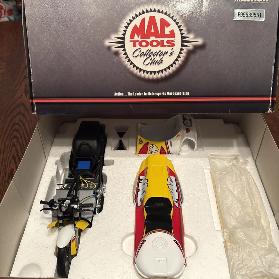 Bicicleta de arrastre Mac Tools Suzuki NHRA Pro Stock #13 acción escala 1:9 diecast Ron Ayers Foto 3 de 4