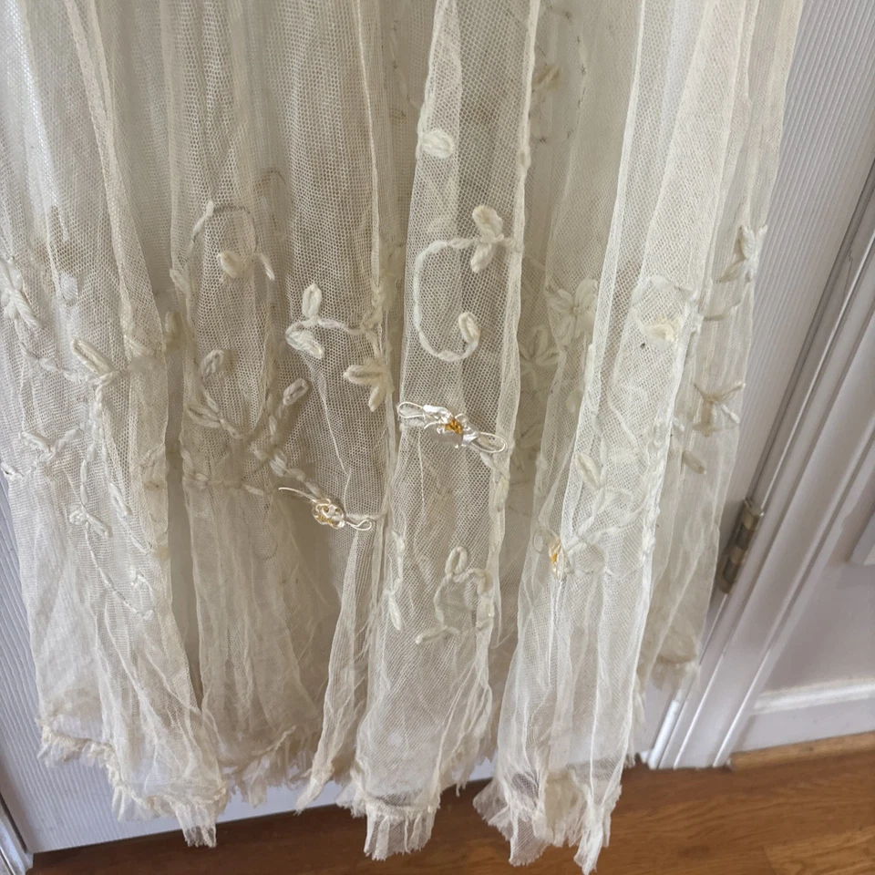 Vintage 1920's Edwardian Dress With Embroidered Details. Beautiful! - Image 4 of 4