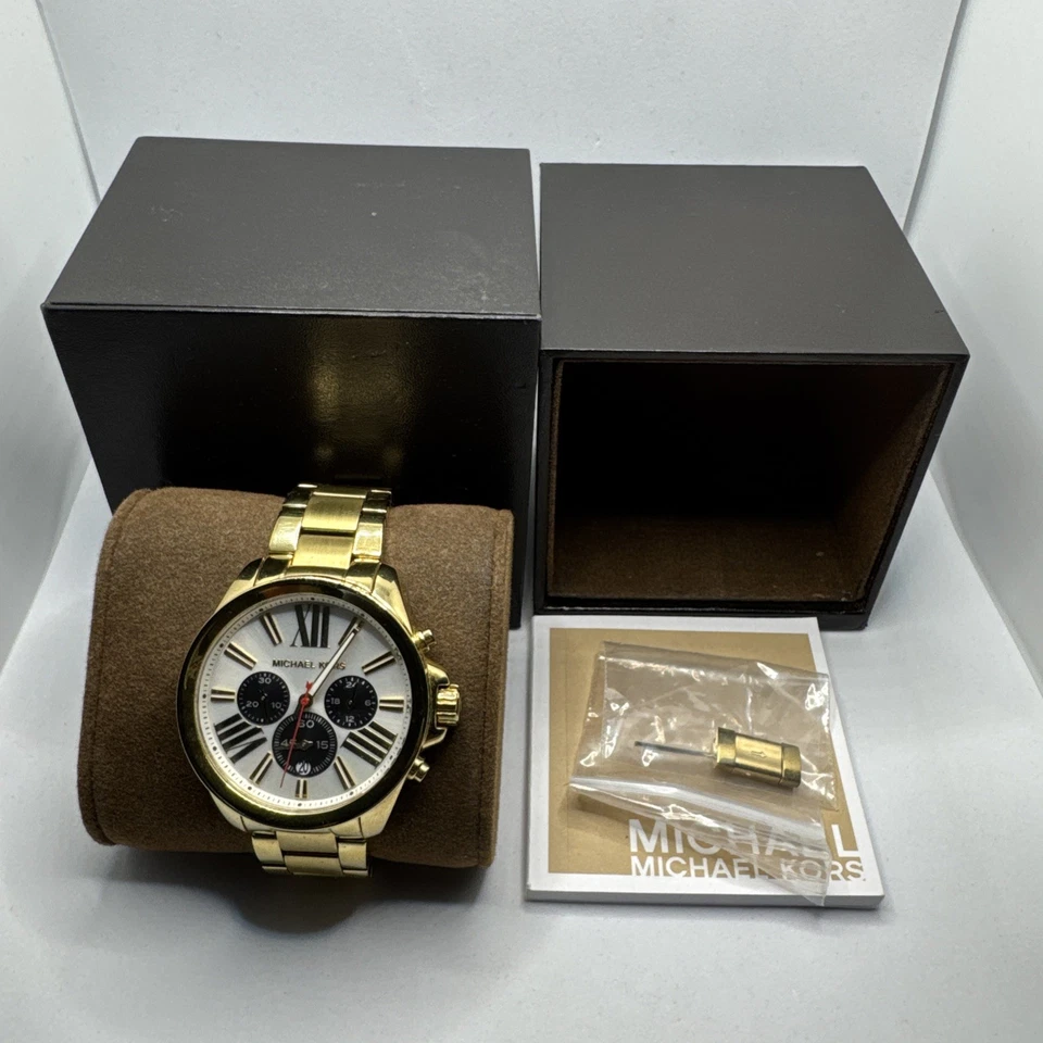 Reloj Michael Kors Wren Cronógrafo Wriat Esfera Plateada Tono Dorado Acero MK5838 Foto 2 de 4