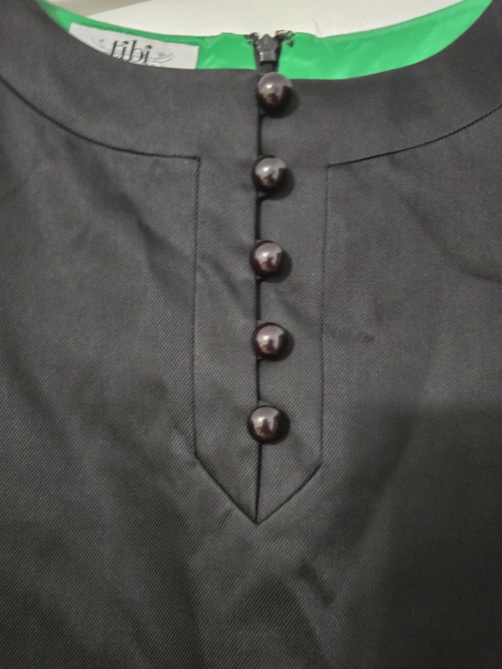 Vestido Tibi Talla 8 Negro Línea A Cambio Vestido Verde Acentos Cóctel Fiesta Foto 3 de 4