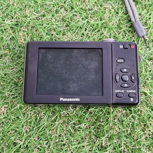 Panasonic LUMIX DMC-FS62 10.1MP Digital Camera - Black With Charger. - Picture 3 of 8