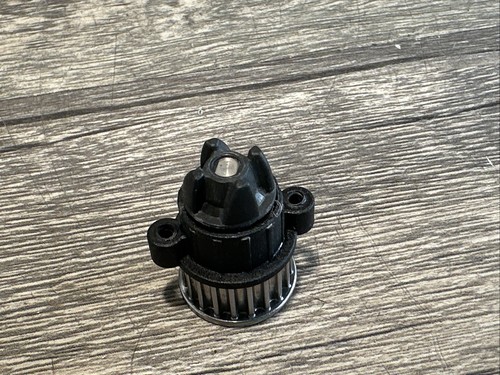 Pieza de repuesto de rueda de engranaje de vacío Shark UV850 para rodillo de cepillo suave - Imagen 12 de 13