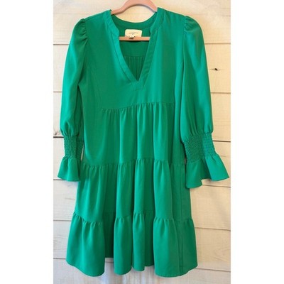 POMANDER PLACE Green Tiered V Neck Smocked Sleeve Casual Mini Dress Size S