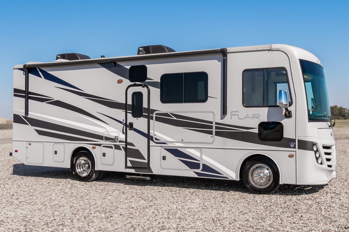 2024 Fleetwood Flair 28A