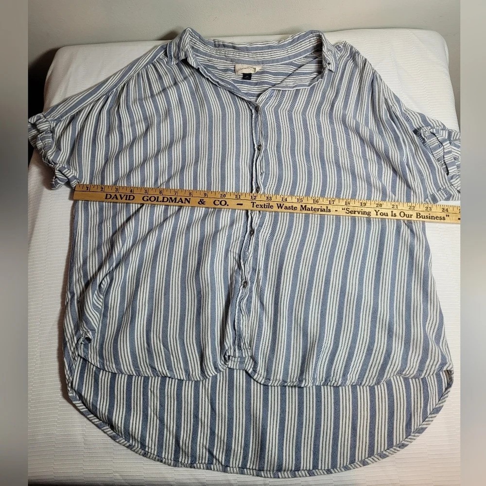 Universal Thread Striped Button Down Short Sleeve… - image 3