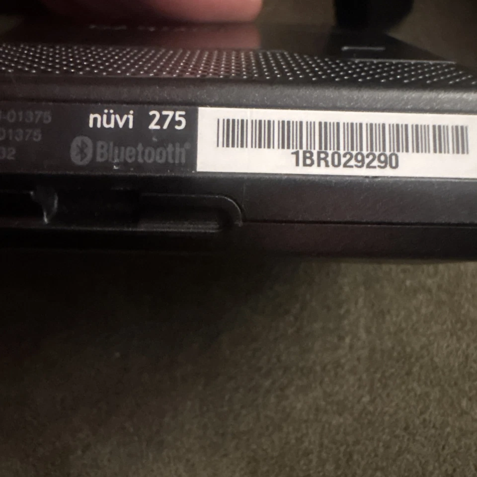 Garmin Nuvi 275 Automotive In-Dash GPS Navigation System Bundle - Image 3 of 4