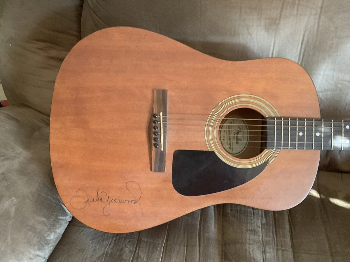 TRISHA YEARWOOD Signed Fender DG 5 Acoustic Guitar eBay