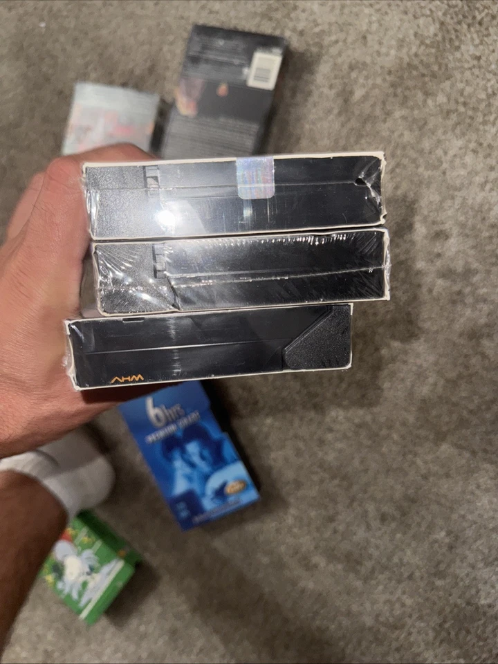 lot of sealed vhs tapes Foto 3 de 4