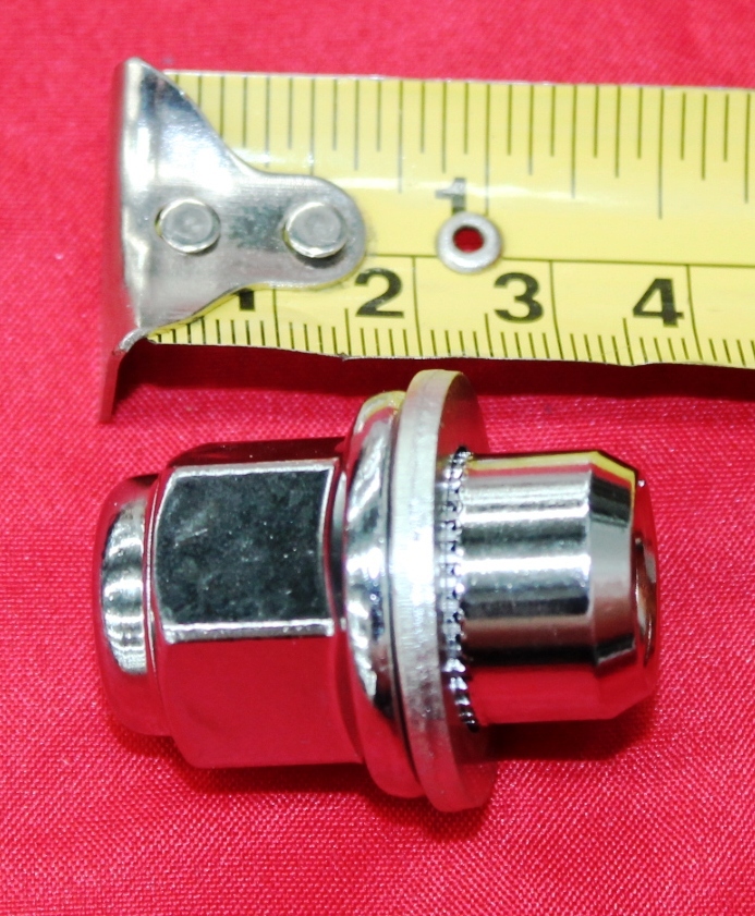 Pair New Genuine OEM Toyota LEXUS ES GS IS Wheel Chrome Alloy Lug Nut 9094201033