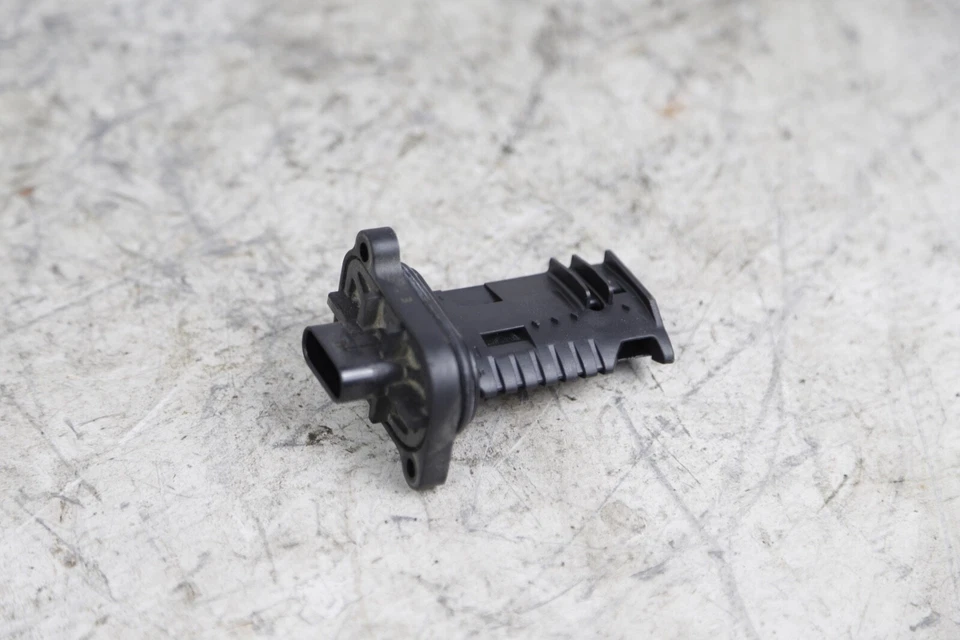 12-18 BMW 228 328 428 528 X1 X3 X4 2.0L MAF SENSOR DE FLUJO DE AIRE MÁSICO MEDIDOR 7602038 Foto 3 de 4