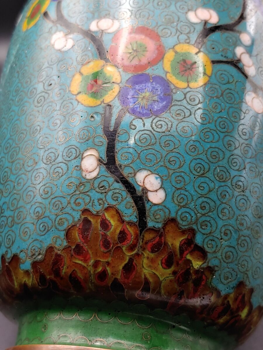 清古董景泰蓝彩梅赏瓶 Antique Chinese Qing Jingtailan 清古董景泰蓝彩梅赏瓶 Antique Chinese Qing Jingtailan