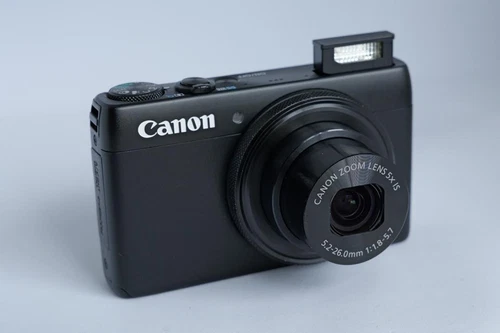 Canon PowerShot S120 12.1MP 5x Optical Zoom Digital Camera with Charger -90% New - Picture 5 of 8
