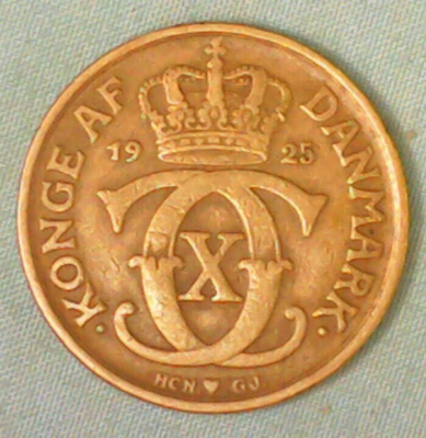 1925 DENMARK 1 KRONE, XF+/AU- COND. & GOOD DETAILS, FREE US/$12.50