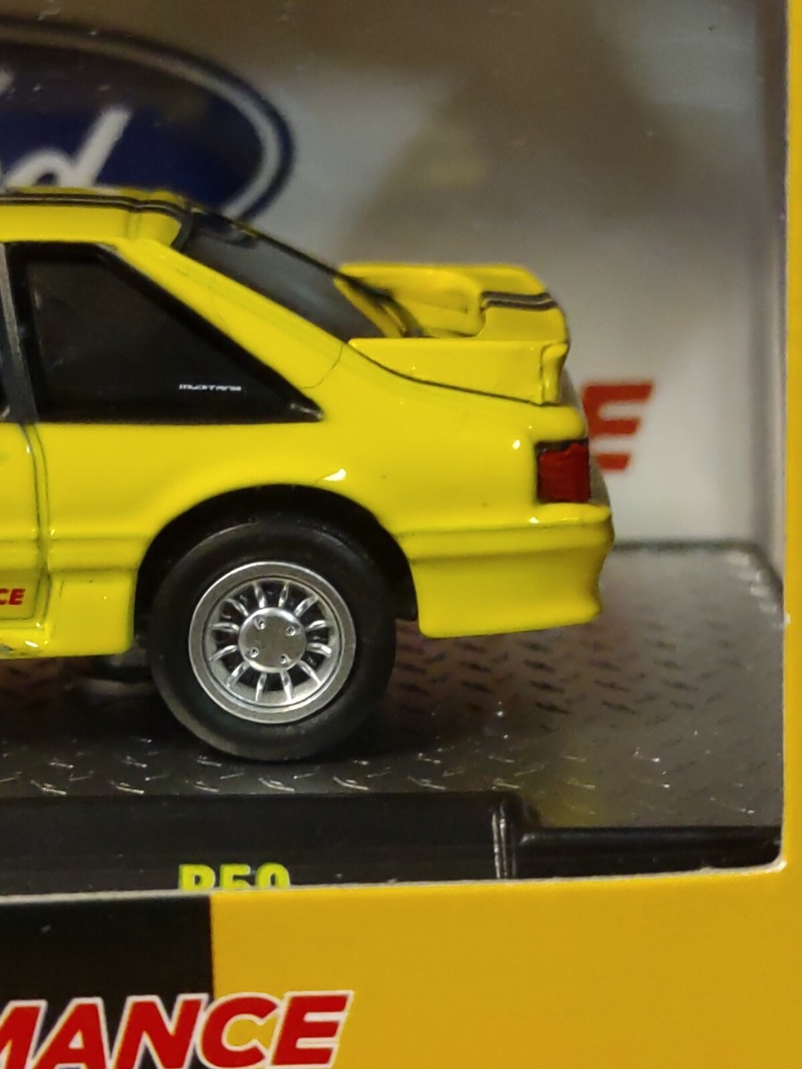 M2 MACHINES 1988 FORD MUSTANG GT YELLOW R59 21-35 LIMITED